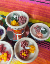 Load image into Gallery viewer, Succulent soy candles