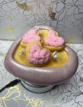 Load image into Gallery viewer, Heart Valentines Candle
