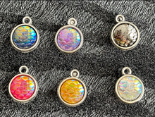 Load image into Gallery viewer, La sirena Keychain