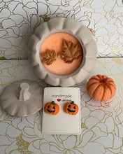 Load image into Gallery viewer, Pumpkin Soy Cande