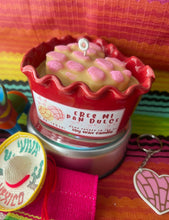 Load image into Gallery viewer, Eres mi pan dulce candle