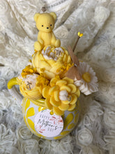 Load image into Gallery viewer, Yellow Talavera mug Candle bouquet