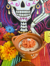 Load image into Gallery viewer, Cempasúchil soy candle