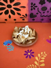 Load image into Gallery viewer, Altar de muertos ofrenda food