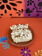 Load image into Gallery viewer, Altar de muertos ofrenda food
