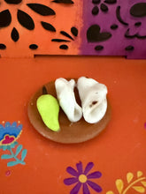 Load image into Gallery viewer, Altar de muertos ofrenda food