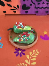 Load image into Gallery viewer, Altar de muertos ofrenda food