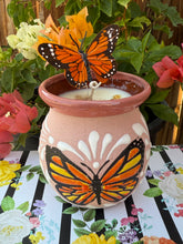 Load image into Gallery viewer, Artisanal mug candles