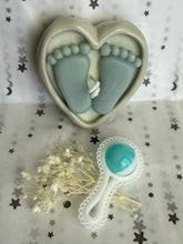Load image into Gallery viewer, Heart baby candle