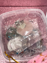 Load image into Gallery viewer, Mix Crystals Jewelry Bucket