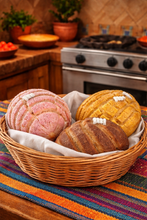 Load image into Gallery viewer, Concha Pan Dulce Candle