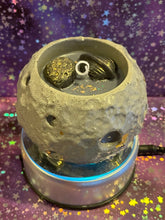 Load image into Gallery viewer, Planet Candle