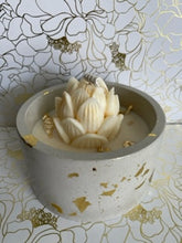 Load image into Gallery viewer, Mother's Day Candles