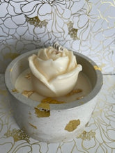 Load image into Gallery viewer, Mother's Day Candles