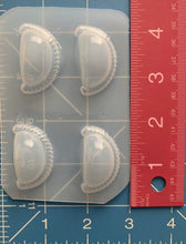 Load image into Gallery viewer, Concha & Empanada Molds