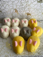 Load image into Gallery viewer, Bunny Wax Melt
