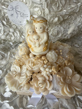 Load image into Gallery viewer, Big center piece Candle bouquet
