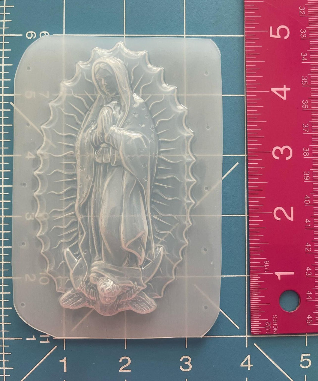 Virgen mold