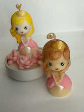 Load image into Gallery viewer, Princess candle
