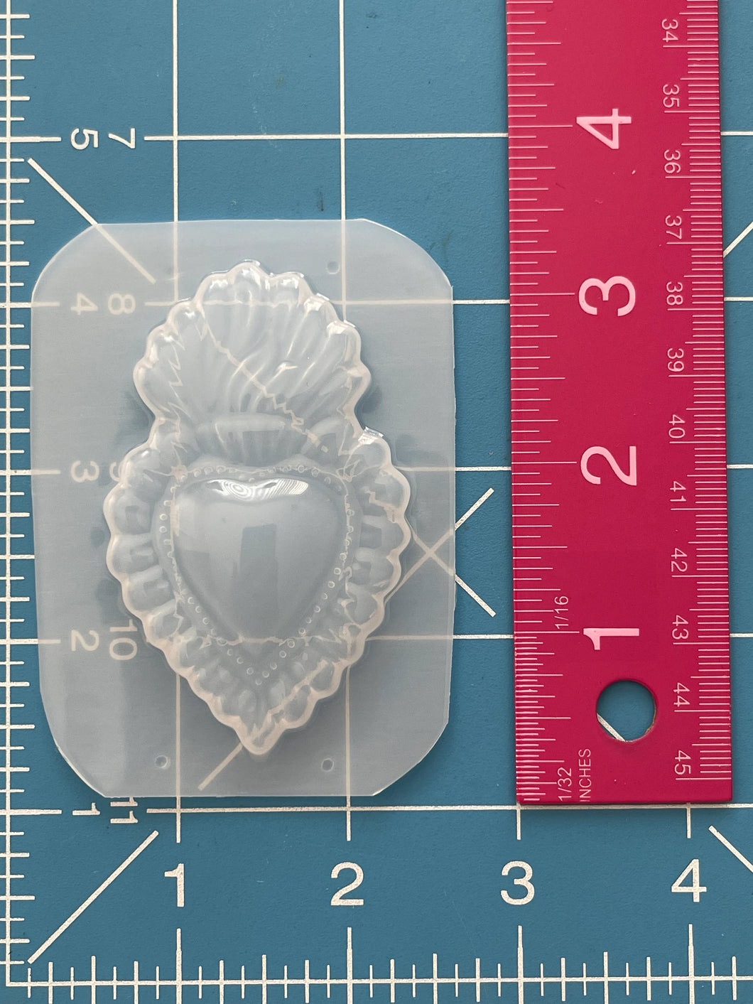 Small Sacred Heart Mold